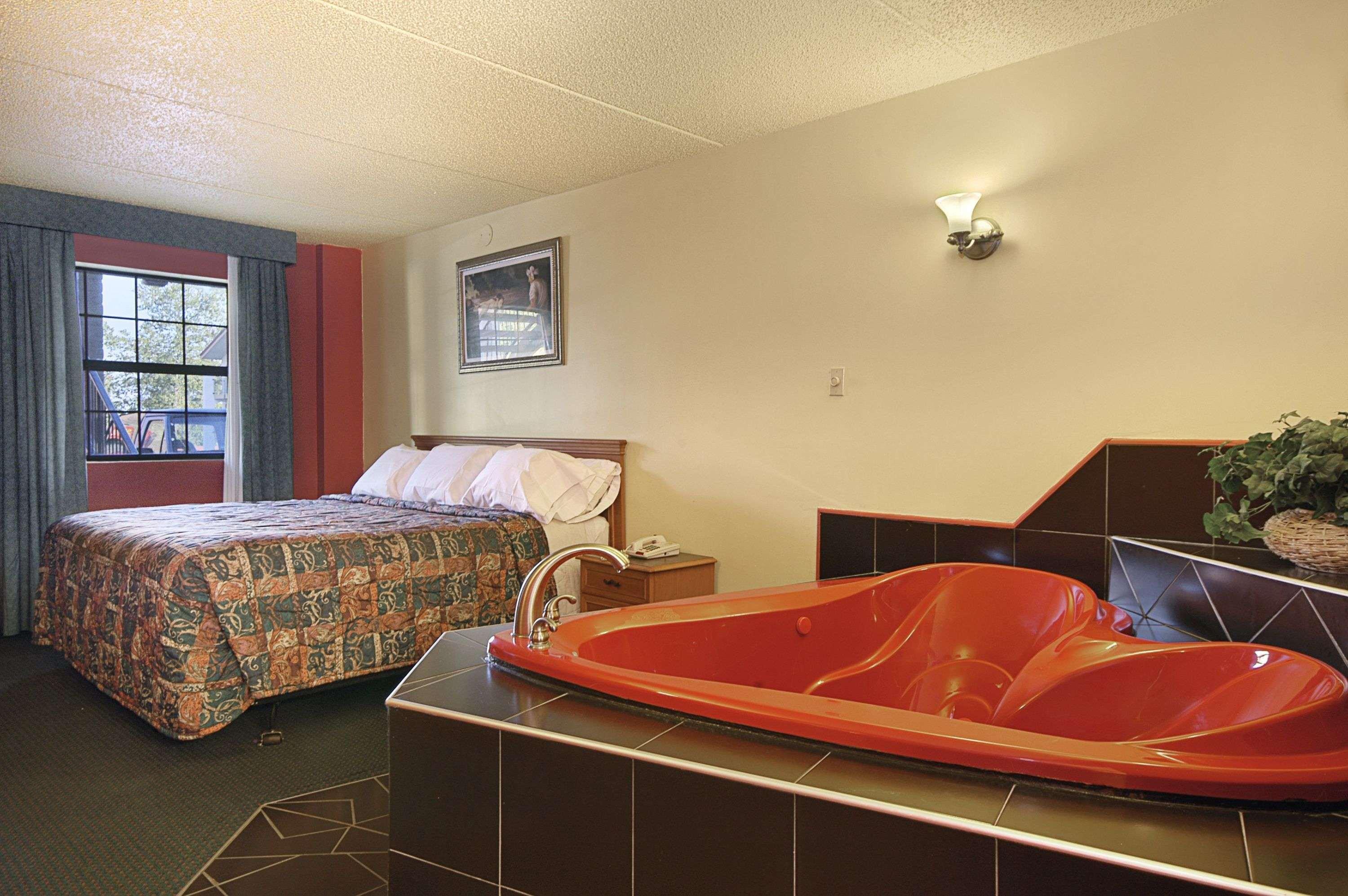 Days Inn By Wyndham Downtown-Nashville West Trinity Lane Exterior foto
